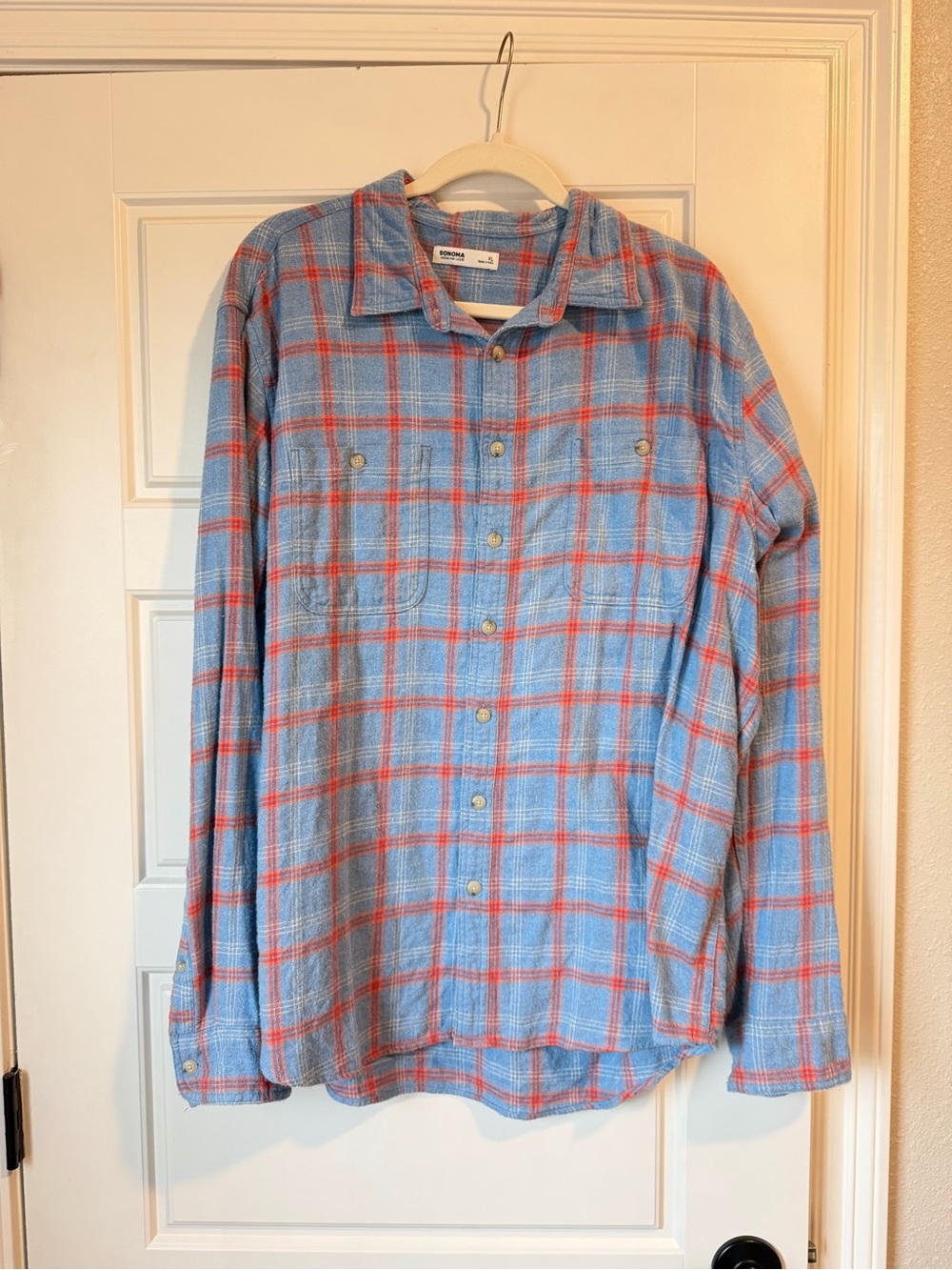 Sonoma Plaid Button Down in Blue Size XL Like New